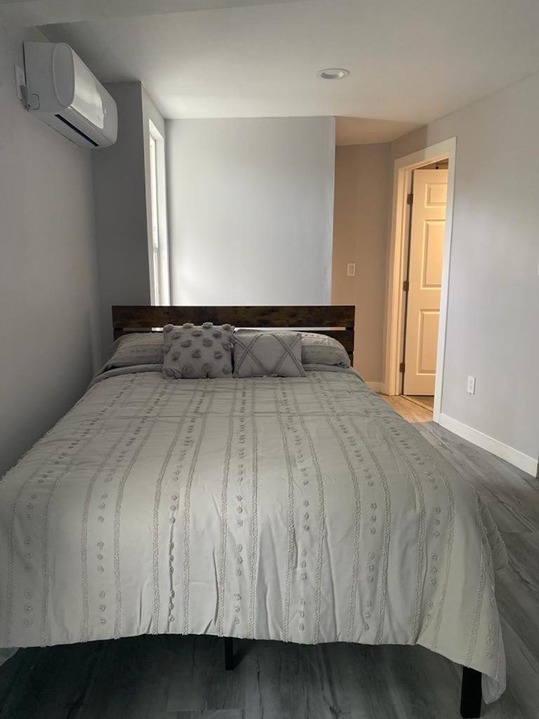 Ucla Thurston Apartamento *